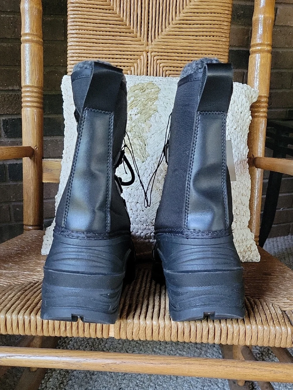 Falls Creek Black Lace-Up Insulated Snow Boots with Faux-Fur Cuff, Snowpack, 11M